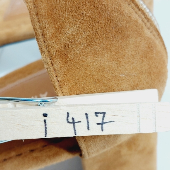 NEW Good American Amber Brown Suede Back Zip Square Toe Block Heel Sandals I417 - Picture 11 of 11